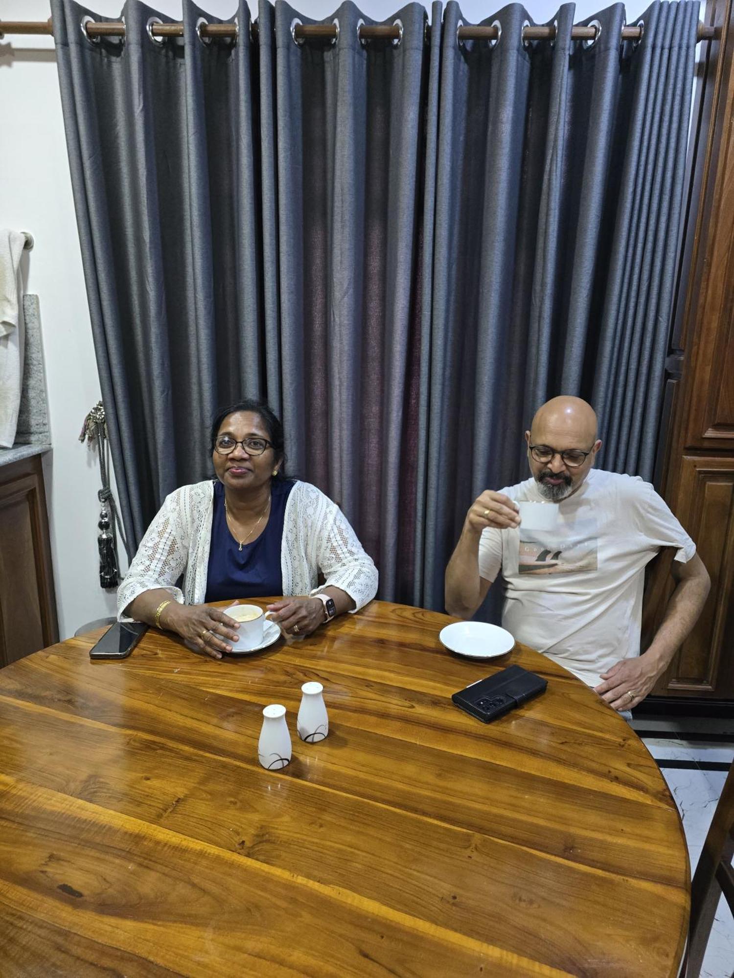 Appartement Munril Guest à Jaffna Extérieur photo