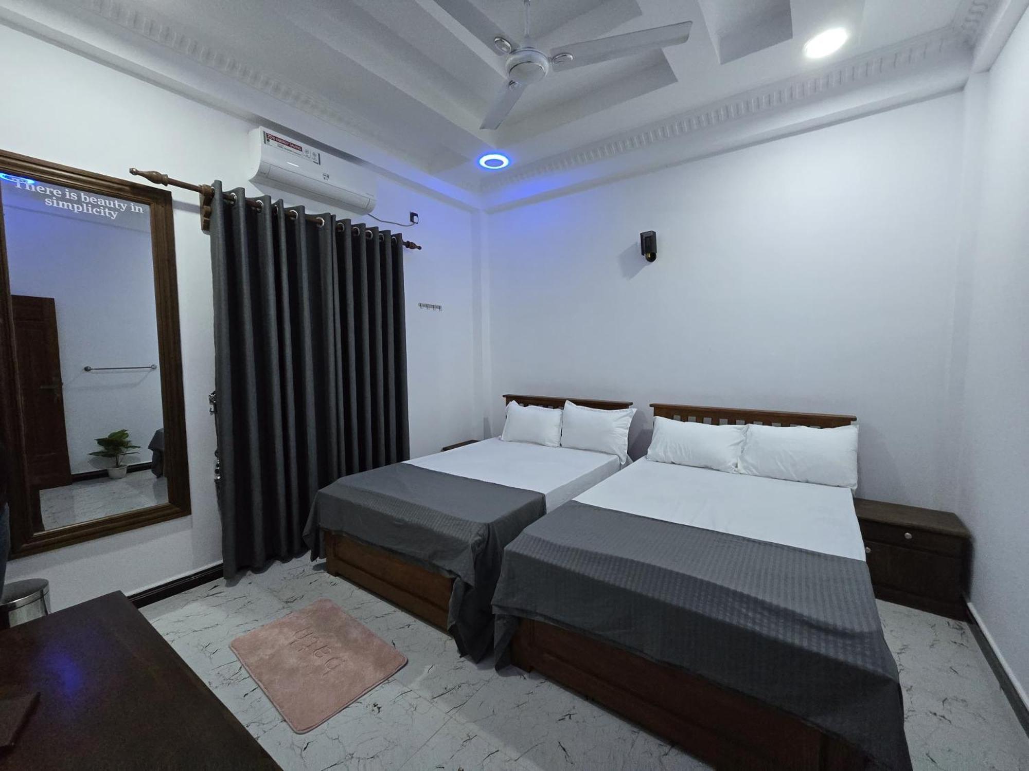 Appartement Munril Guest à Jaffna Extérieur photo